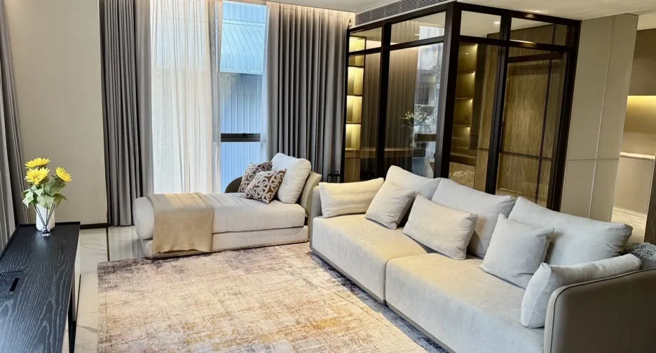 Condo en alquiler de 3 habitaciones en Watthana, Bangkok