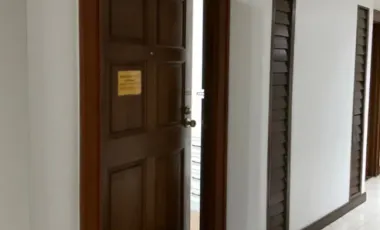 For rent studio condo in Bang Rak, Bangkok