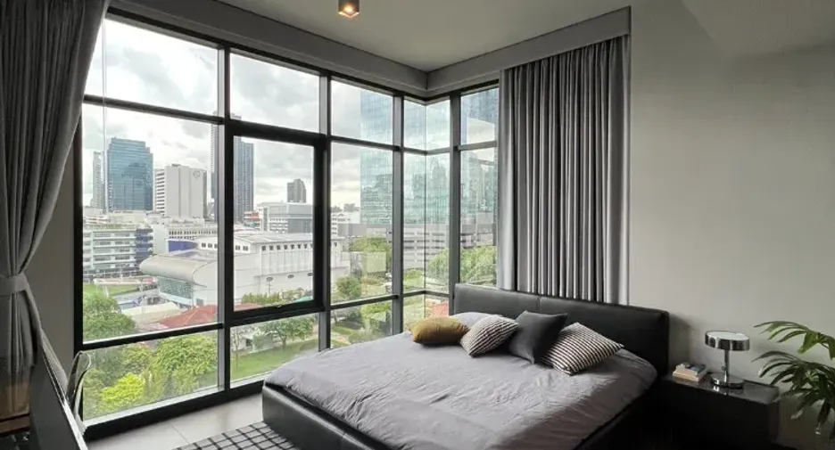 For rent 2 bedrooms condo in Watthana, Bangkok