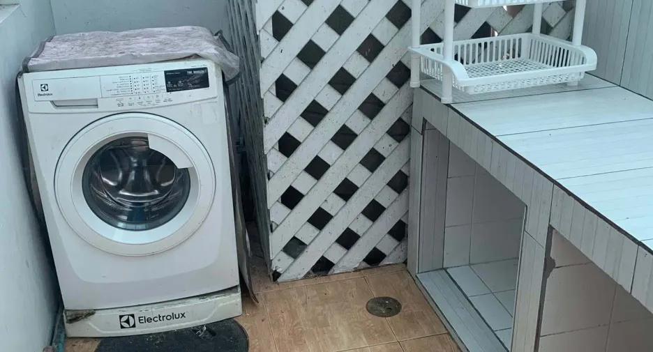 For rent 3 bedrooms townhouse in Bueng Kum, Bangkok