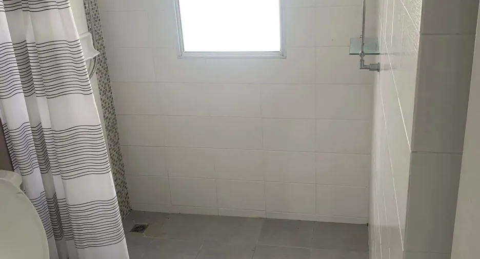 For rent 3 bedrooms townhouse in Bueng Kum, Bangkok