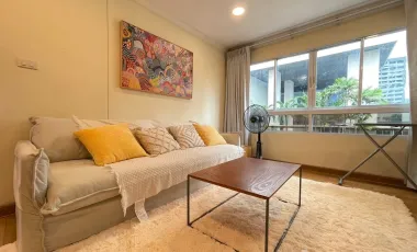 For rent 3 bedrooms condo in Khlong Toei, Bangkok