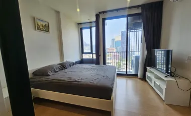 À louer studio condo à Watthana, Bangkok