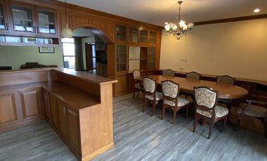 For rent 3 bedrooms apartment in Watthana, Bangkok