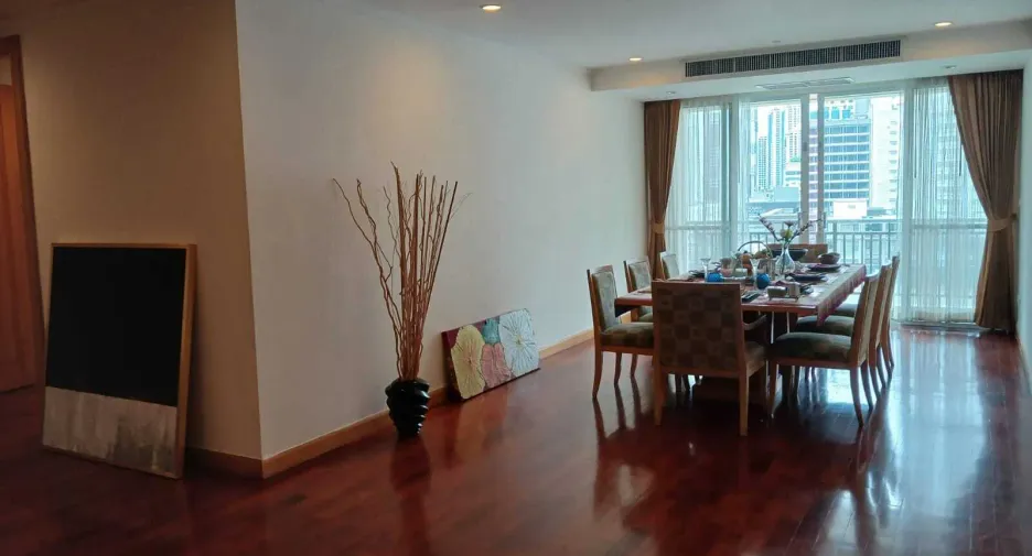 出租 3 卧室 公寓式住宅 在 Khlong Toei, 曼谷