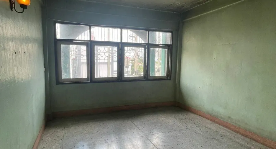 For rent 3 ベッドルーム townhouse in Bang Kho Laem, Bangkok
