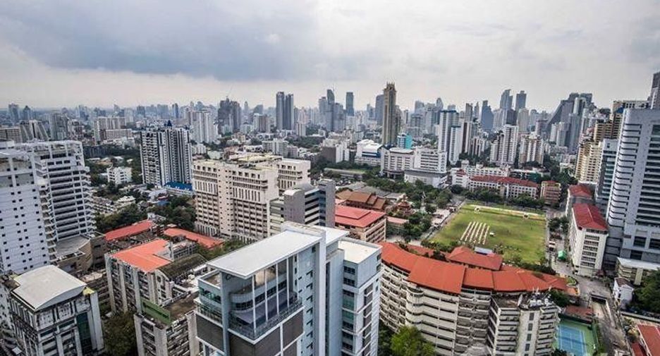 For rent 2 bedrooms condo in Watthana, Bangkok