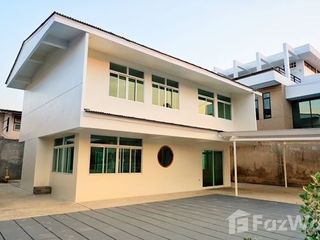 ให้เช่า 3 ห้องนอน บ้านเดี่ยว ใน บางกะปิ, กรุงเทพฯ