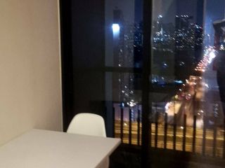 出租 1 卧室 公寓 在 Din Daeng, 曼谷