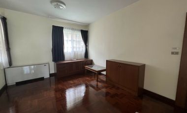 Apartment zur Miete mit 2 Zimmer in Khlong Toei, Bangkok