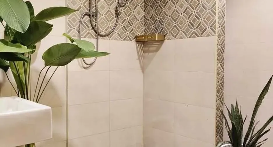 For rent 3 bedrooms house in Ratchathewi, Bangkok
