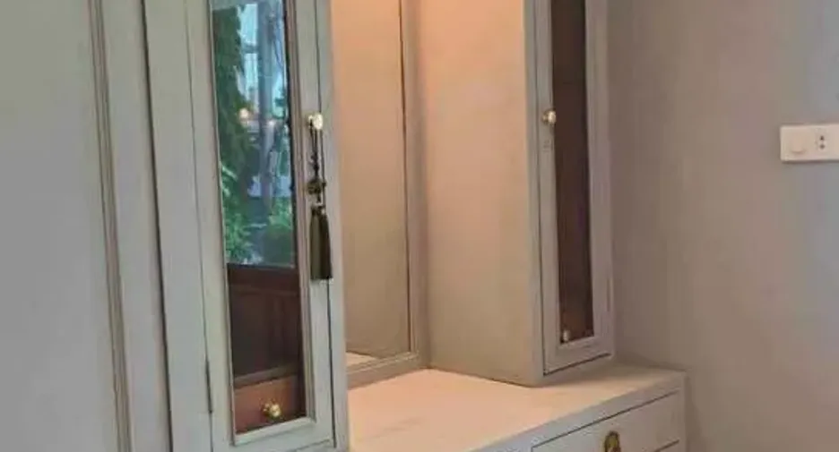 For rent 3 bedrooms house in Ratchathewi, Bangkok