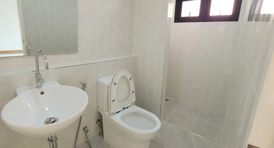 For rent 3 bedrooms office in Prawet, Bangkok