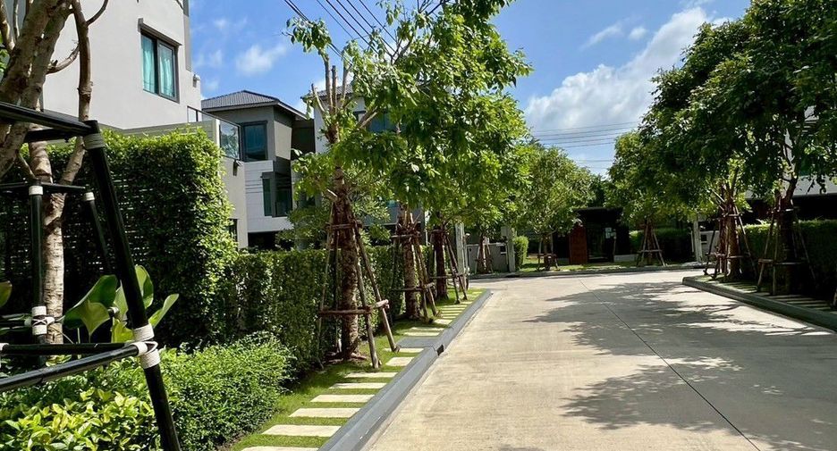 For rent 4 bedrooms villa in Prawet, Bangkok