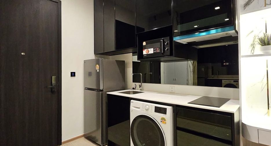 For rent 1 bed condo in Phaya Thai, Bangkok