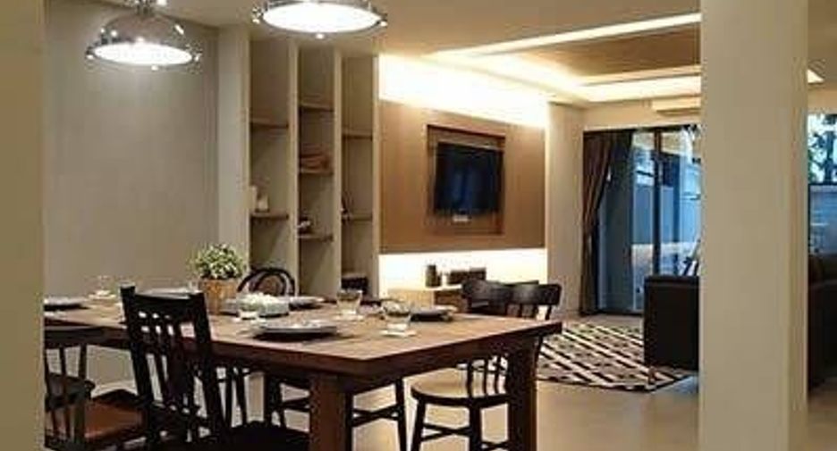 ให้เช่า 3 ห้องนอน ทาวน์เฮ้าส์ ใน วัฒนา, กรุงเทพฯ