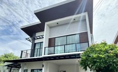 For rent 3 bedrooms house in Prawet, Bangkok