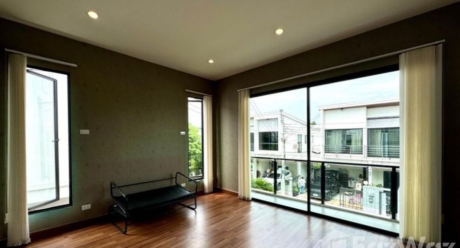 For rent 3 bedrooms house in Prawet, Bangkok