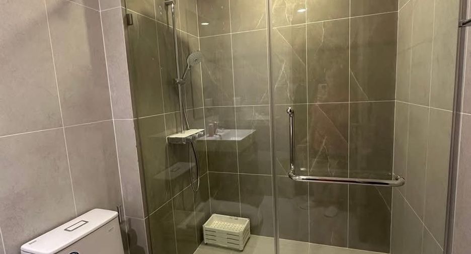 For rent 1 bed condo in Bang Rak, Bangkok