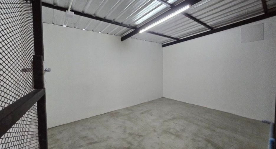 For rent 2 ベッドルーム office in Suan Luang, Bangkok