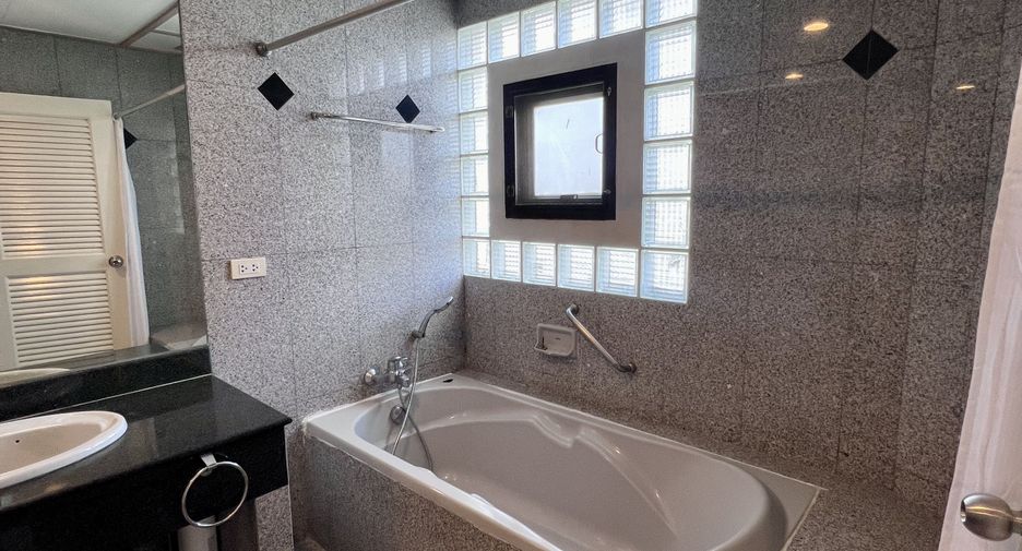 Wohnung zur Miete mit 2 Zimmer in Watthana, Bangkok