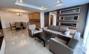 À louer 2 chambres condo à Watthana, Bangkok