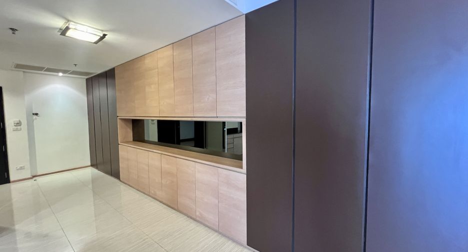 Wohnung zur Miete mit 2 Zimmer in Watthana, Bangkok