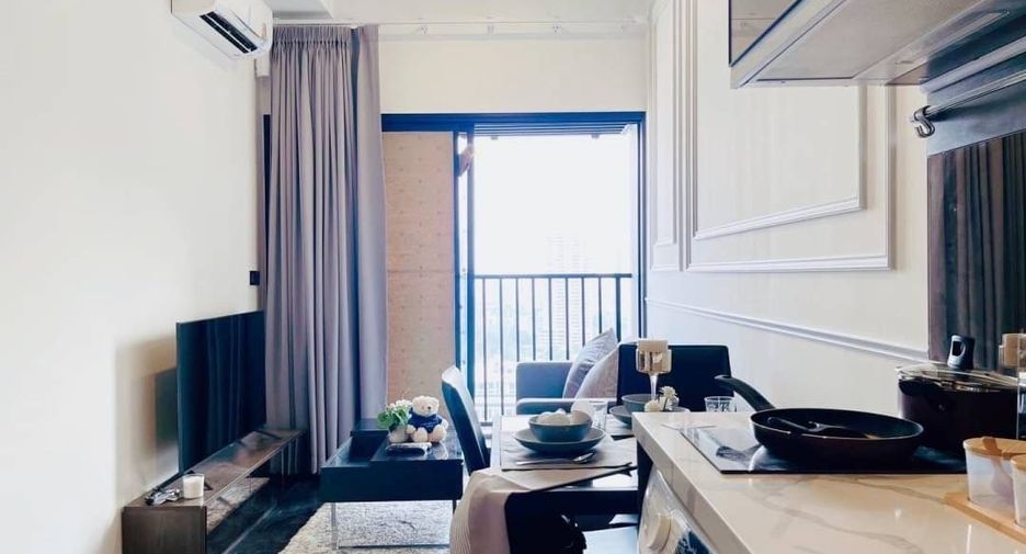 For rent 1 bed condo in Watthana, Bangkok