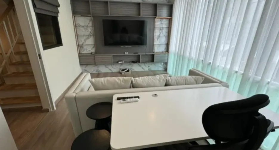 À louer 3 chambres condo à Prawet, Bangkok