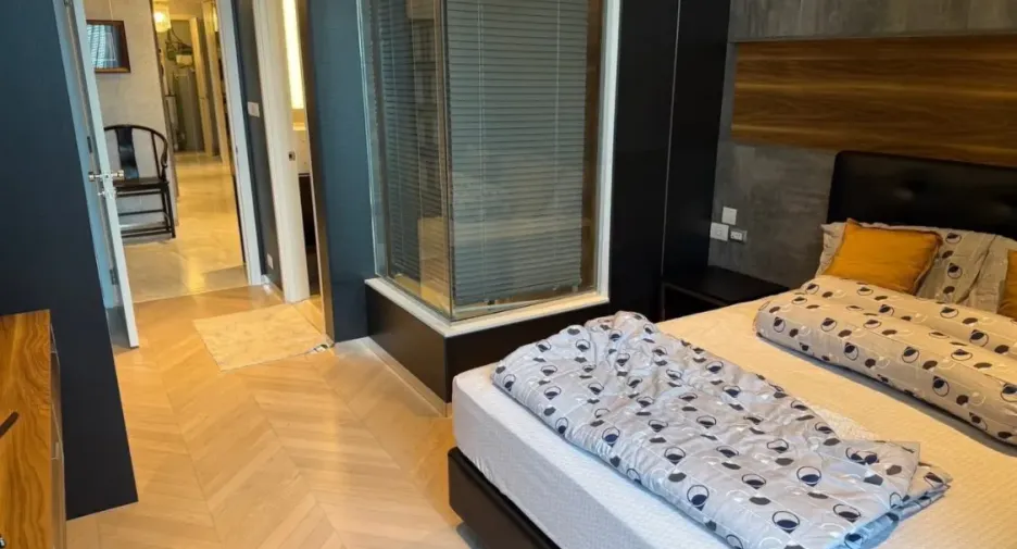 For rent 4 bedrooms condo in Bang Kho Laem, Bangkok