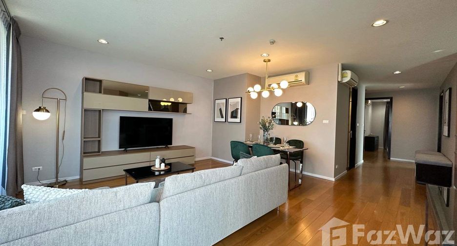 For rent 2 bedrooms condo in Watthana, Bangkok