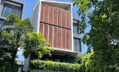 À louer 4 chambres maison à Watthana, Bangkok