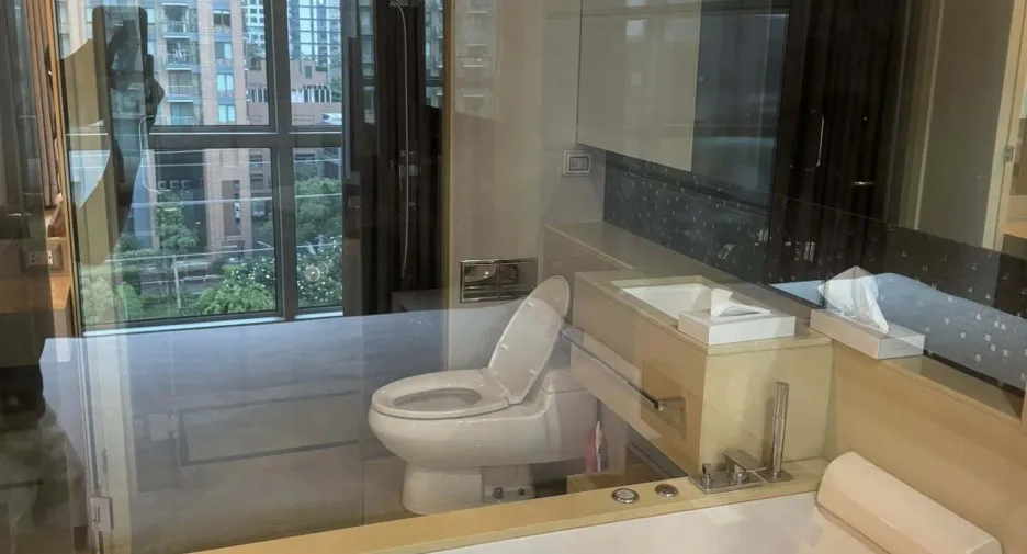 For rent 1 bed condo in Watthana, Bangkok