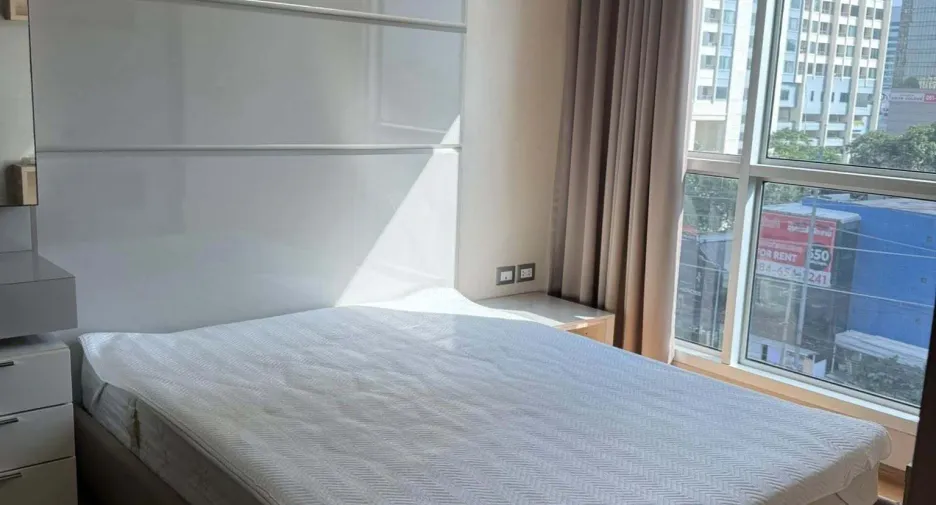 For rent 1 bed condo in Watthana, Bangkok