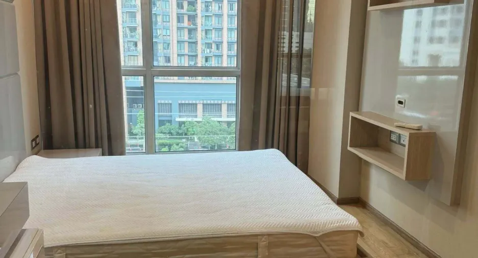 For rent 1 bed condo in Watthana, Bangkok