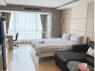 Condo en alquiler de estudio en Khlong Toei, Bangkok