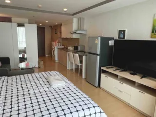 Condo en alquiler de estudio en Khlong Toei, Bangkok