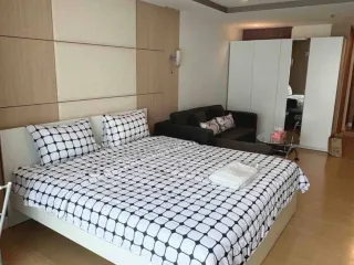 Condo en alquiler de estudio en Khlong Toei, Bangkok