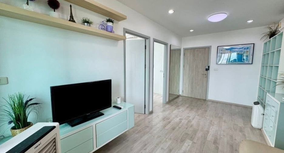 For rent 2 bedrooms condo in Bangkok Noi, Bangkok