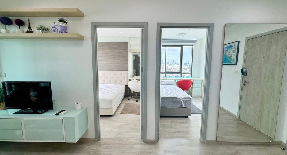 For rent 2 bedrooms condo in Bangkok Noi, Bangkok