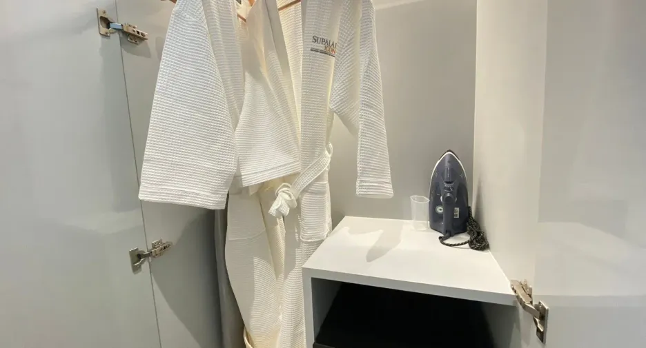 For rent 2 bedrooms condo in Sathon, Bangkok