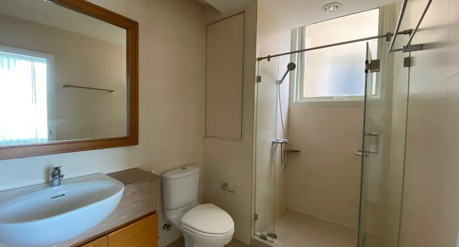 À louer 3 chambres appartement à Watthana, Bangkok