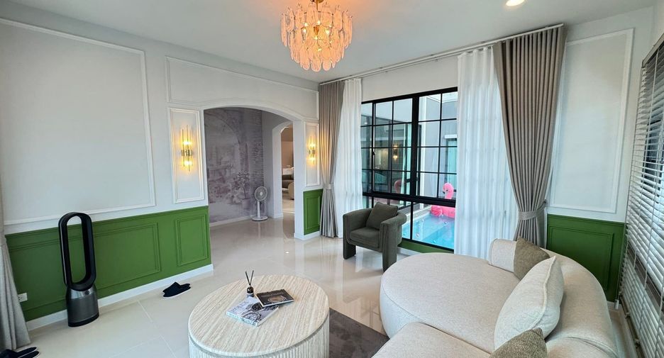 Haus zur Miete mit 6 Zimmer in Khlong Sam Wa, Bangkok