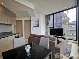 For rent 2 bedrooms condo in Huai Khwang, Bangkok