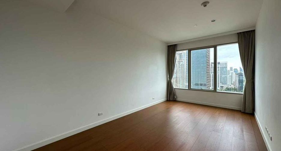 Wohnung zur Miete mit 4 Zimmer in Pathum Wan, Bangkok