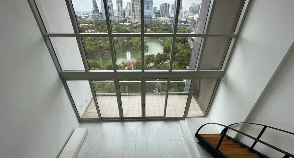 Wohnung zur Miete mit 4 Zimmer in Pathum Wan, Bangkok