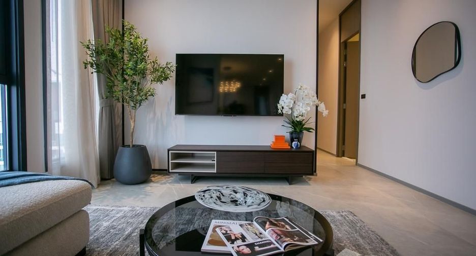 Condo en alquiler de 3 habitaciones en Khlong Toei, Bangkok