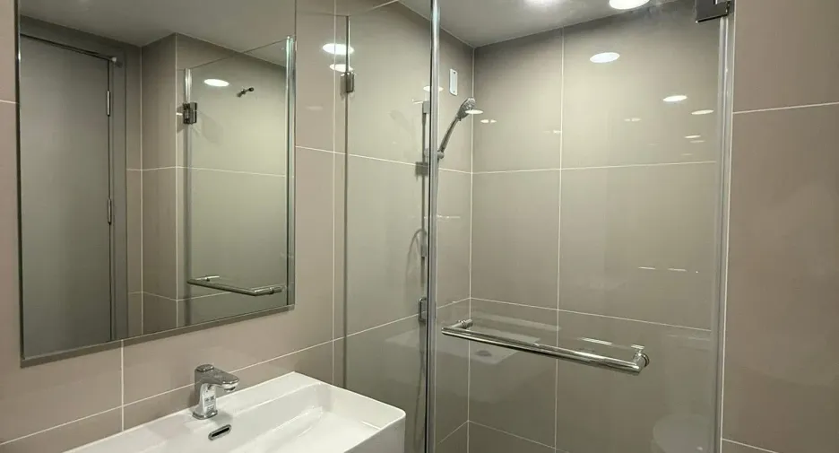 For rent 1 bed condo in Bang Kapi, Bangkok