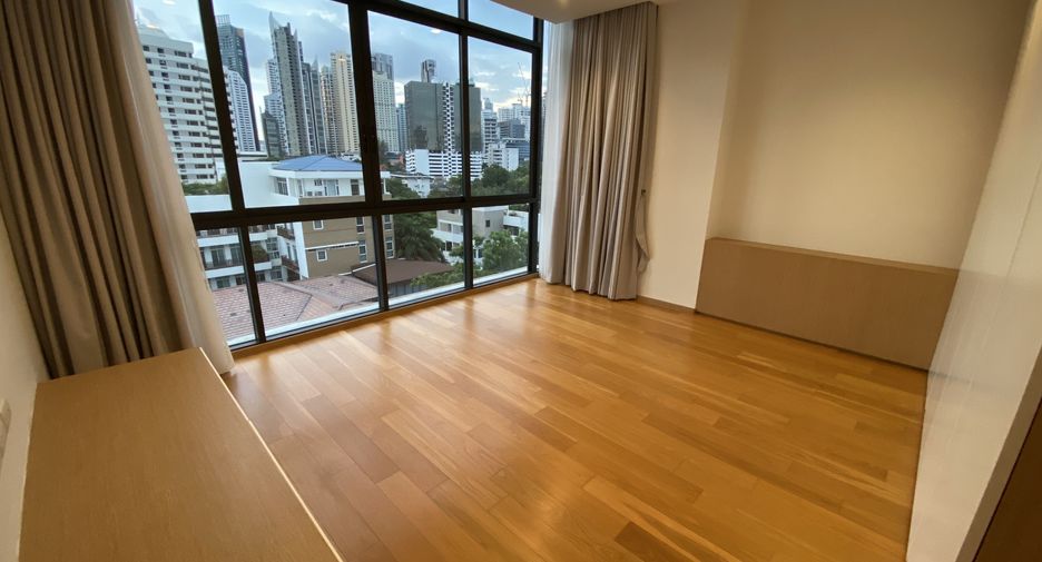 Wohnung zur Miete mit 4 Zimmer in Khlong Toei, Bangkok