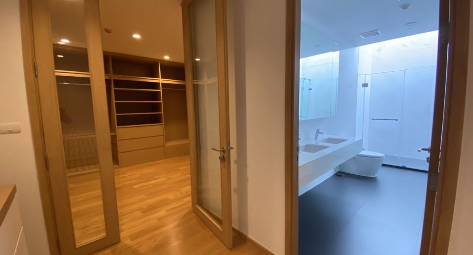 Wohnung zur Miete mit 4 Zimmer in Khlong Toei, Bangkok